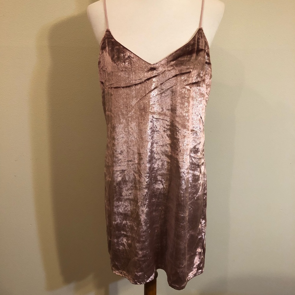 NWT Topshop Glam Pink Velvet Spaghetti Strap Dress - Picture 4 of 12